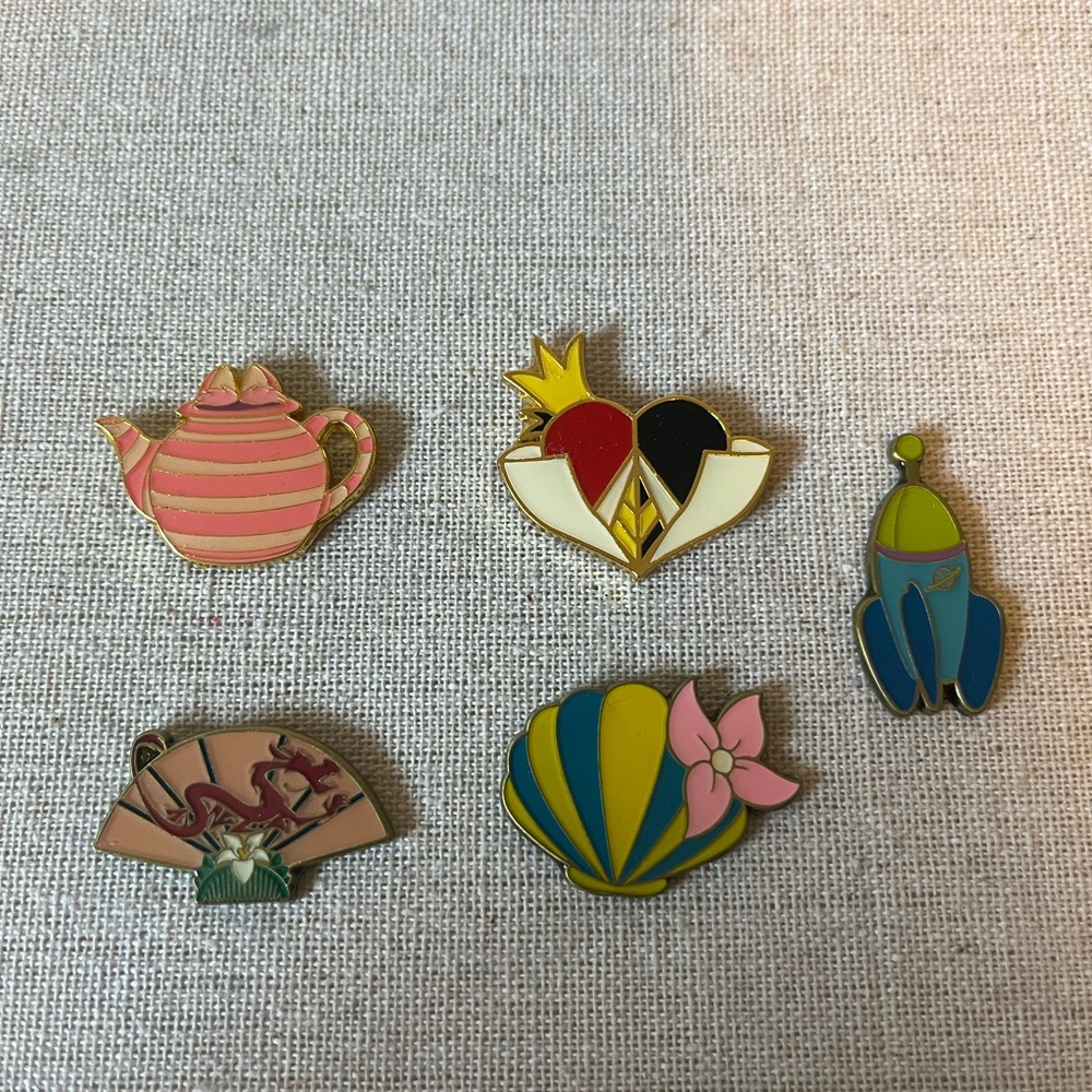 Loungefly Disney Icons Blind Box Pins